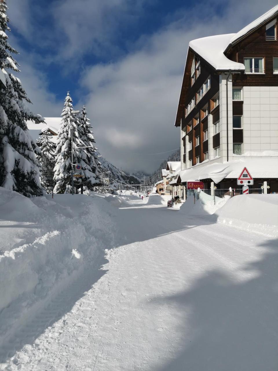 Hotel Piz Badus Andermatt Exterior photo
